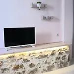Adorable Downtown شقة نافبليو
