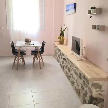 Adorable Downtown Нафплион