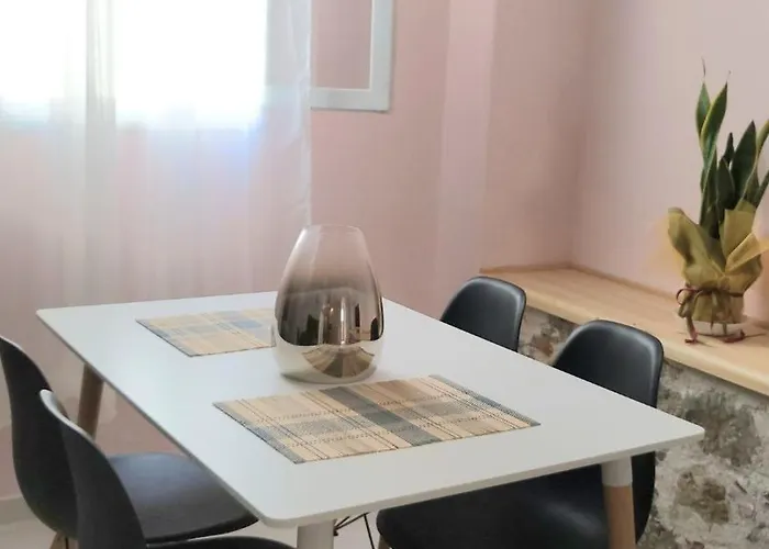 Adorable Downtown Apartment Nafplio