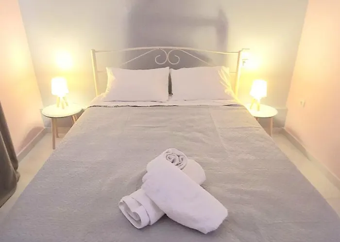 Adorable Downtown Náuplia